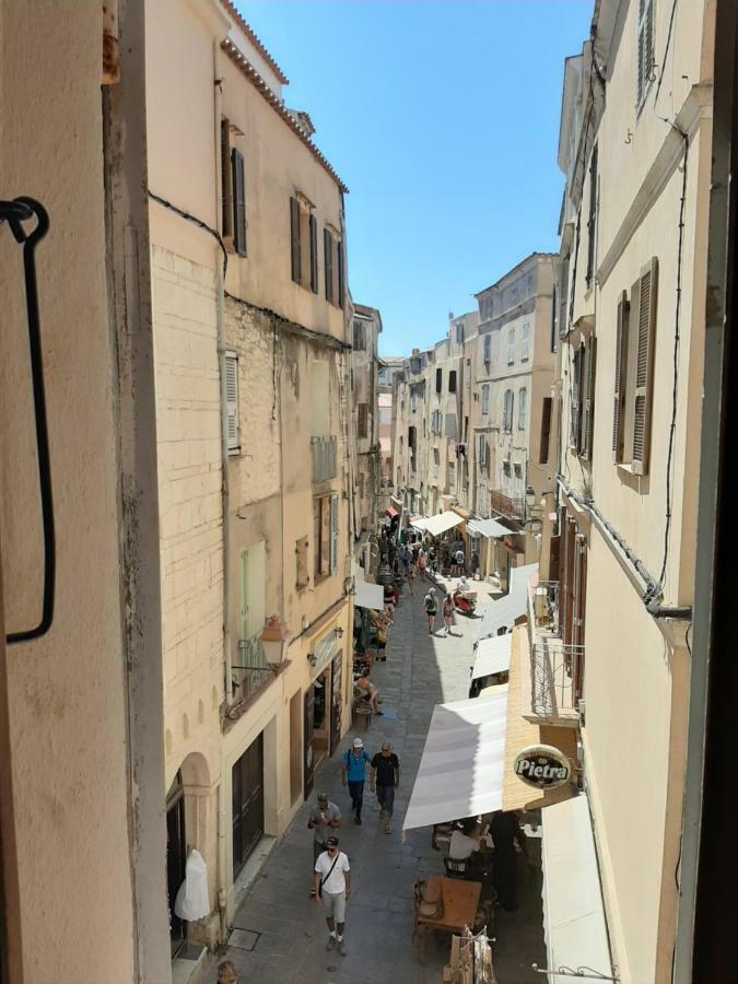 Petit Douillet Au Coeur De La Haute-ville * Bonifacio (Corsica)